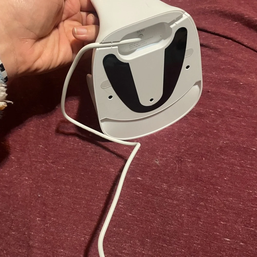 Enabot EBO SE robot Surveillance Camera - White and Black